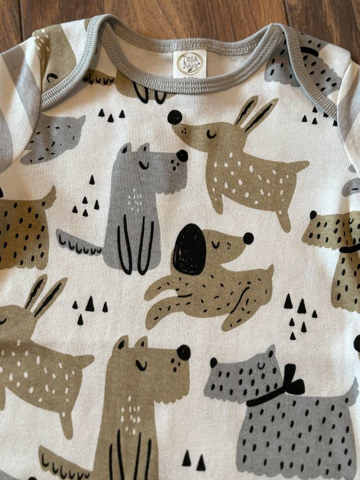 Baby Boy Romper Puppy Print-closeup
