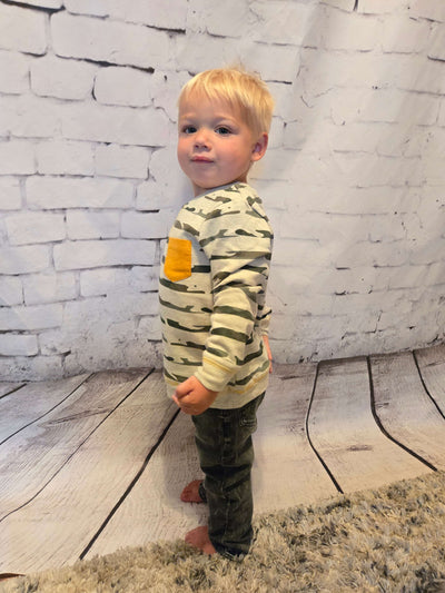 Boys Hendrix Printed Pullover Top - side view Owen