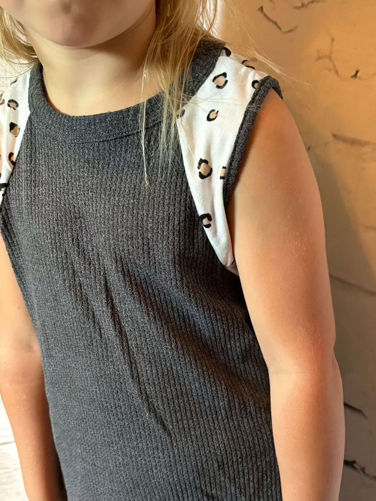 Girls_Leopard_Contrast_Hacci_Tank_Top -Emma_sleeve
