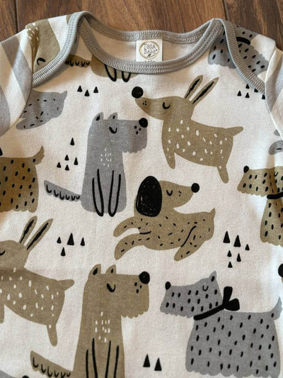Baby Boy Romper Puppy Print-closeup